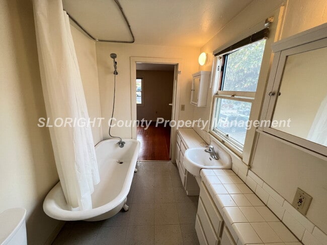 Building Photo - AVAILABLE MAY - Nice Apartment in Downtown SLO - 2 Bedroom / 1 Bathroom