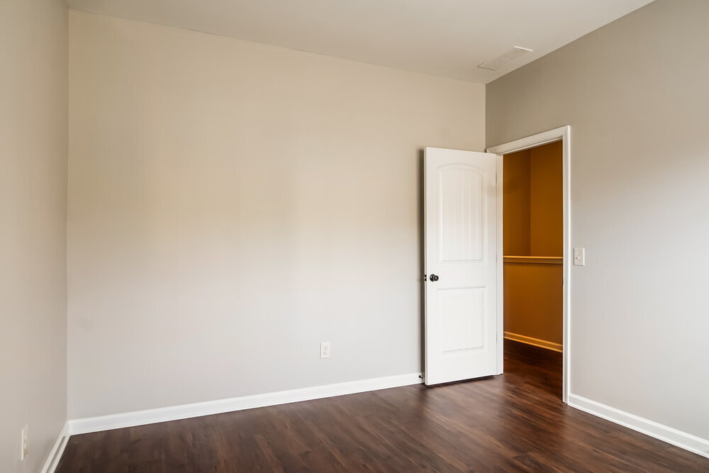 Building Photo - 376 Ivy Chase Loop