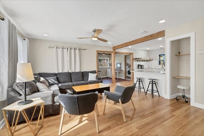 Building Photo - 2667 Cheryle Ln