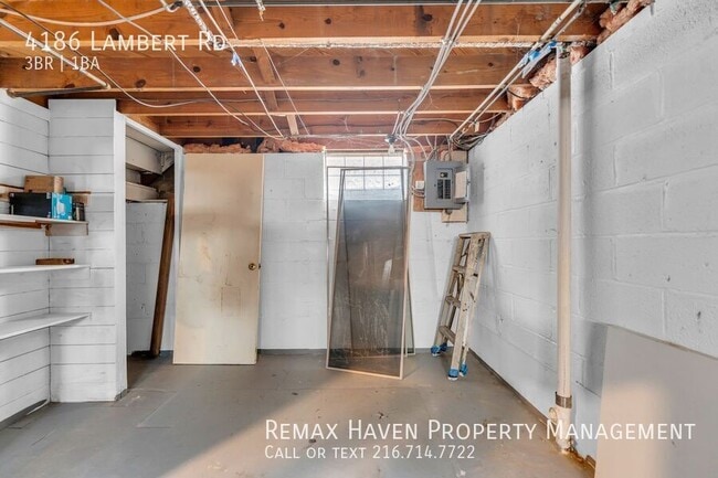 Building Photo - 4186 Lambert Rd