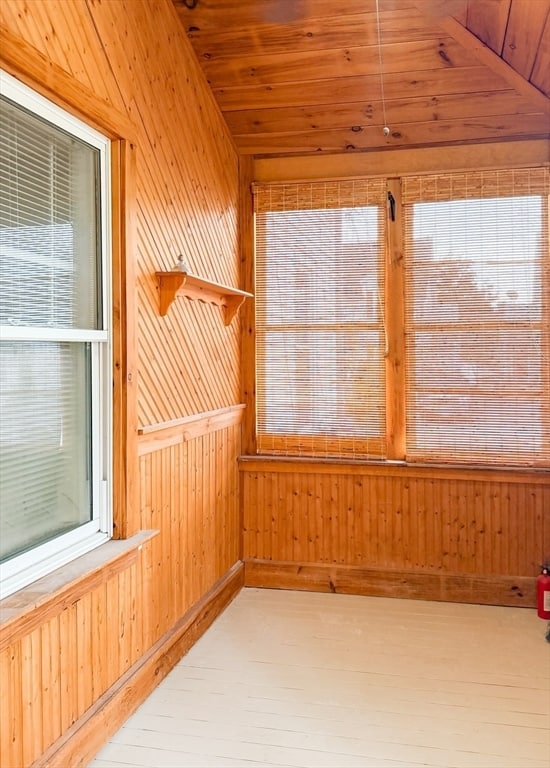 Building Photo - 102 Dysart St