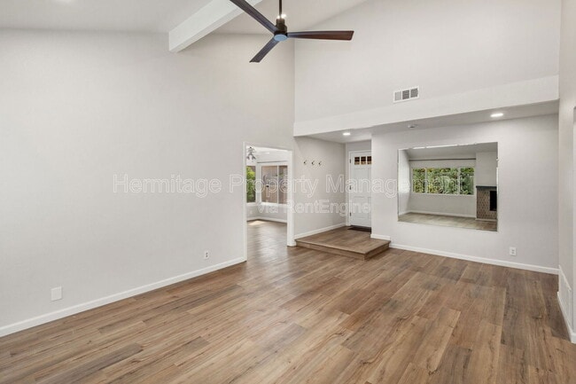 Building Photo - 4111 Reyes St
