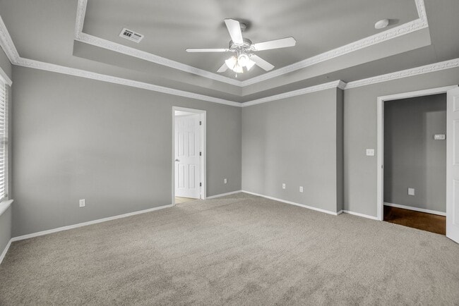 Building Photo - Welcome to this gorgeous home in the highly desirable Eddington Place neighborhood!