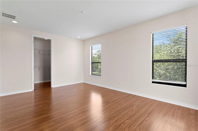 Building Photo - 20317 Chestnut Grove Dr