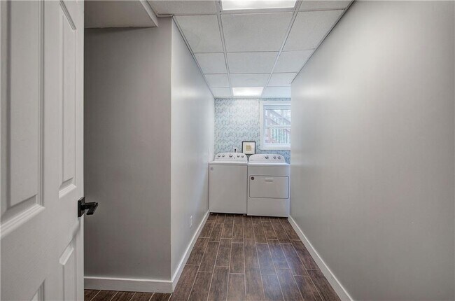 Building Photo - 5217 Highland Trail