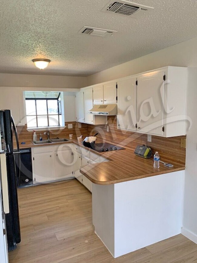 Building Photo - 709 Beaver Trail