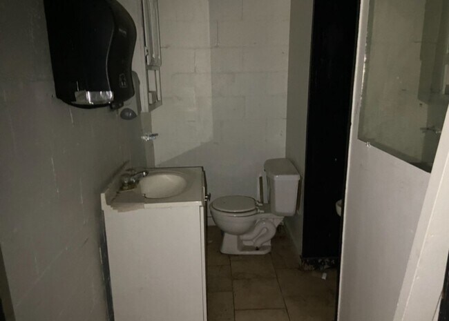 Building Photo - Commercial OR Residential! - $345 Month / ...
