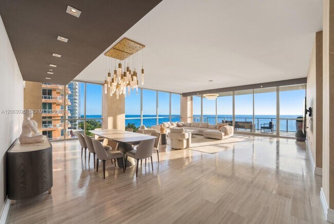 Building Photo - 17749 Collins Ave