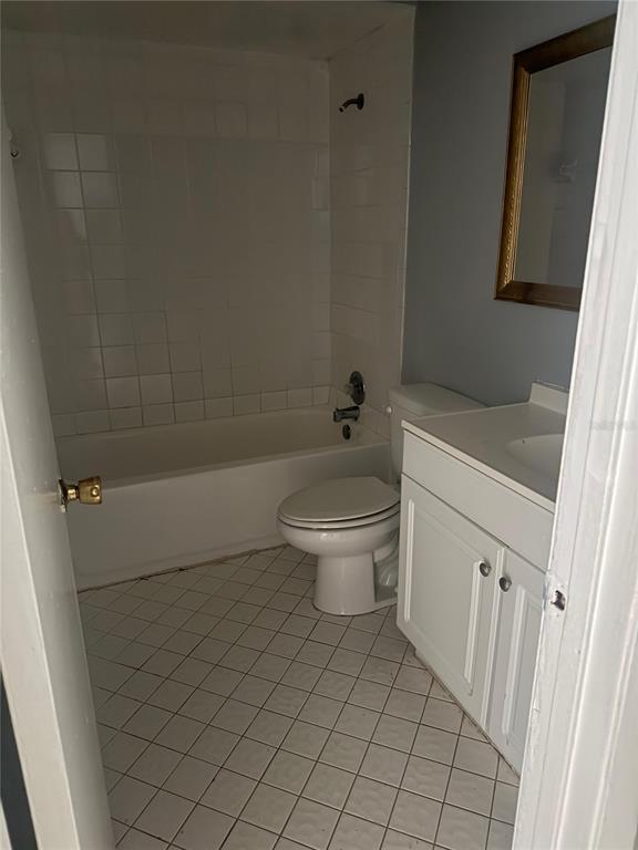 Building Photo - 5207 Via Hacienda Cir