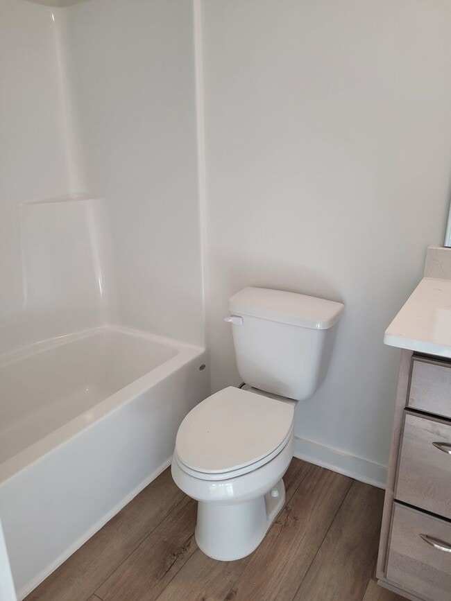 Building Photo - Madison - East Limestone