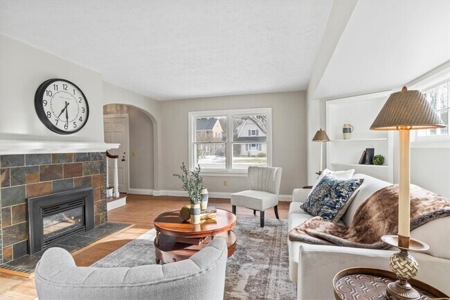 Building Photo - 43 Buffard Dr