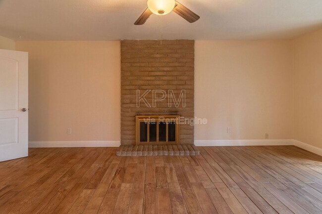 Building Photo - 2414 Shropshire Dr