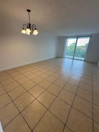 Building Photo - 6930 Miami Gardens Dr