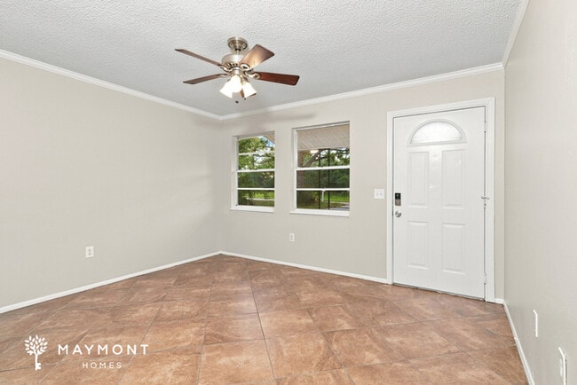 Building Photo - Spacious 3 Bedroom Home in Lake Wales