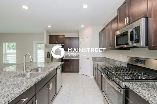 Building Photo - 5227 White Chicory Dr