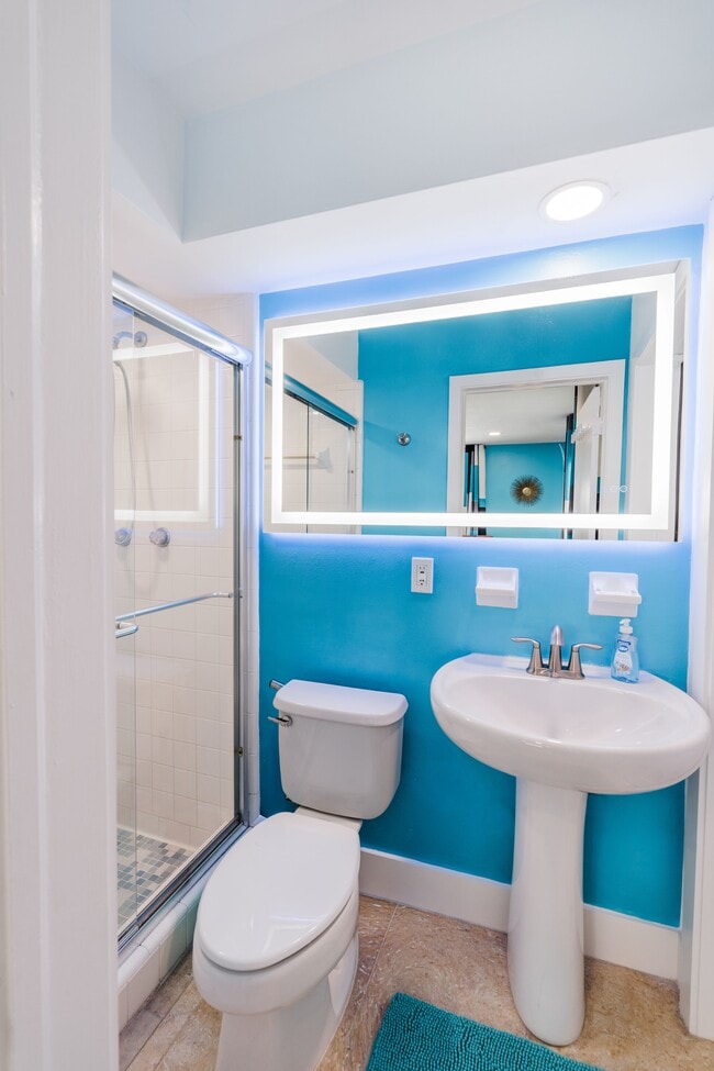 Building Photo - 2408 Caribbean Ct