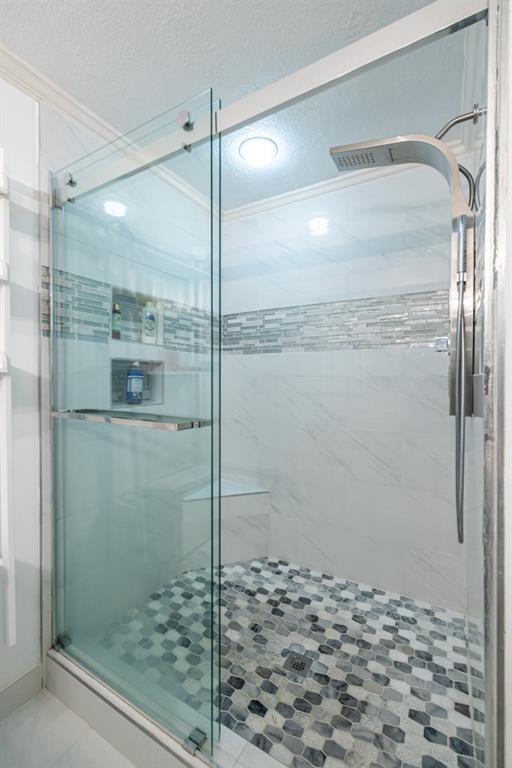 Building Photo - 27301 Plantation Dr NE