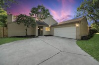 Building Photo - 11923 Briar Forest Dr