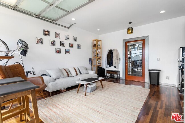 Building Photo - 24 Westminster Ave