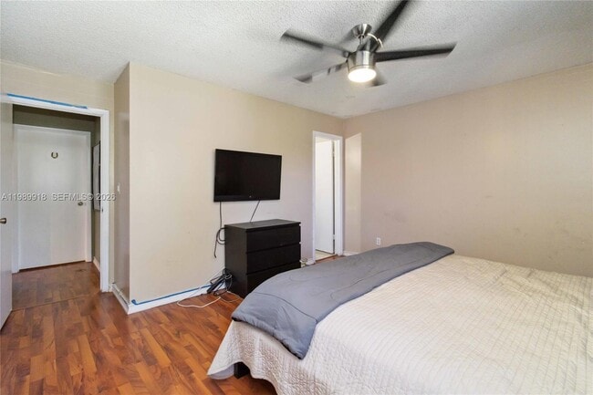 Building Photo - 1250 SW 113th Terrace