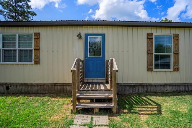 Building Photo - 11419 Leonidas Horton Rd