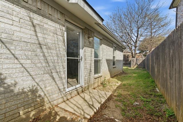 Building Photo - 4205 Fernleaf Dr