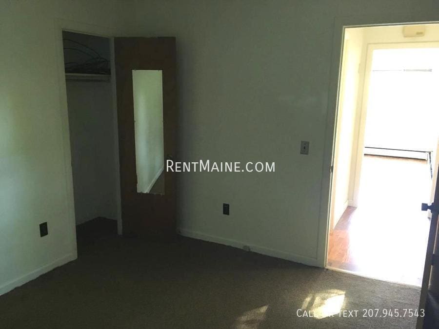 Building Photo - 14 Coldbrook Rd