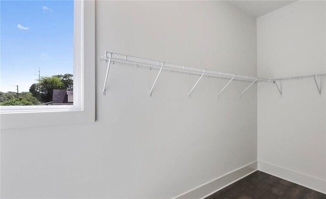 Building Photo - 53 Reynolds Square Ln