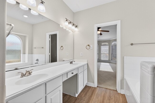 Building Photo - 13835 Bentpath Dr