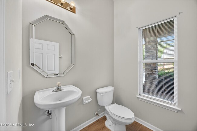 Building Photo - 6377 Island Forest Dr