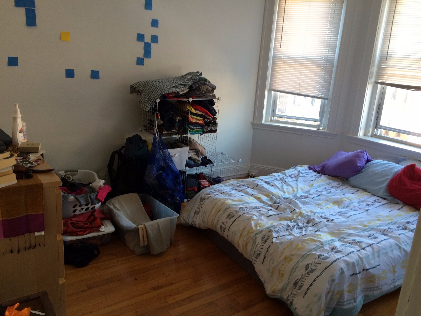 Building Photo - 61 Park Dr