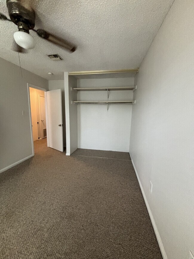 Building Photo - 315 Sidney Martin Rd