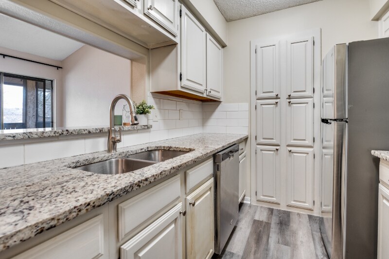 Building Photo - 1310 Harwell Dr