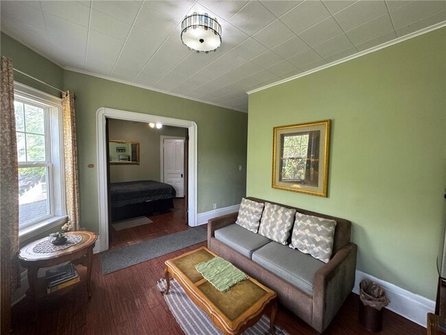 Building Photo - 1464 W Minnehaha Ave