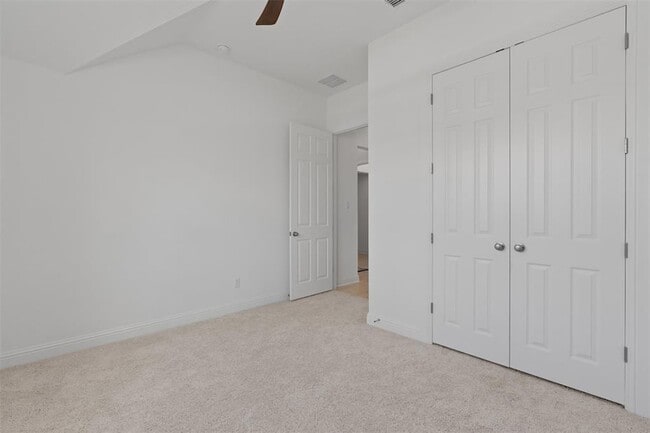 Building Photo - 20240 Smedley Dr