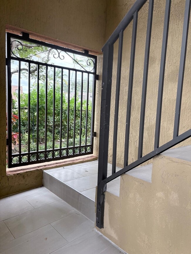 Building Photo - 3569 Forest Hill Blvd