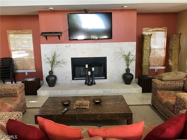 Building Photo - 12750 Equestrian Cir