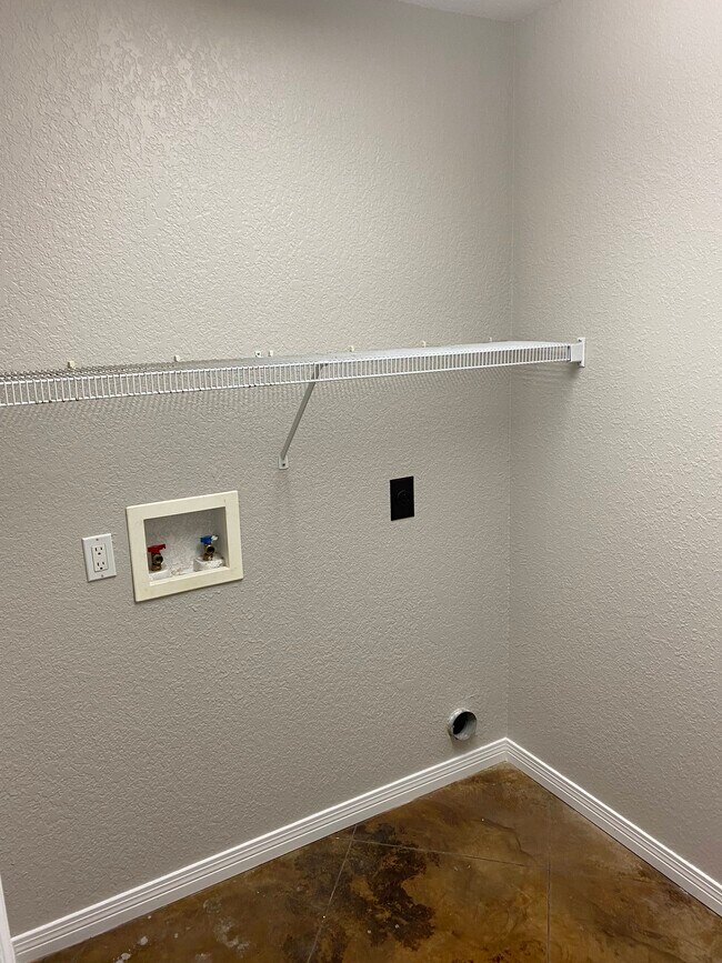 Laundry Room - 25 Willow Ave