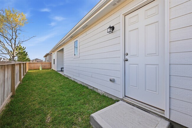 Building Photo - 30503 Bladnoch Ln