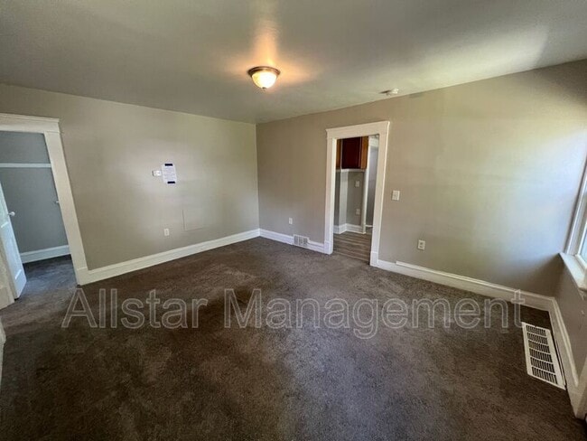 Building Photo - 13316 Chapelside Ave
