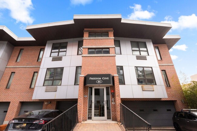 Building Photo - 84 Hackensack Plank Rd