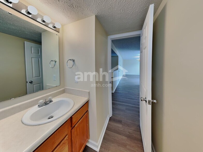 Building Photo - 7317 Barnwell Pl