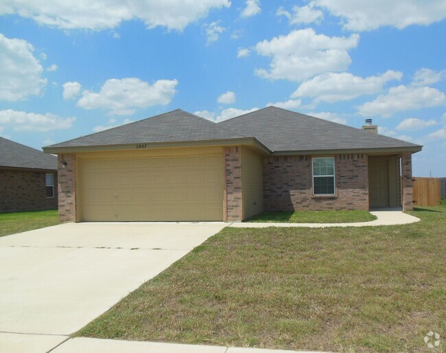 Building Photo - 3807 Ida Dr