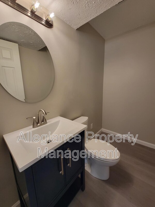 Building Photo - 7598 Springfield Hills Dr