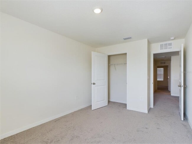 Building Photo - 8626 SW 46th Ave