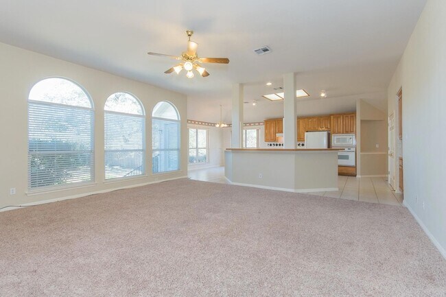 Building Photo - 15808 Chatham Wood Dr