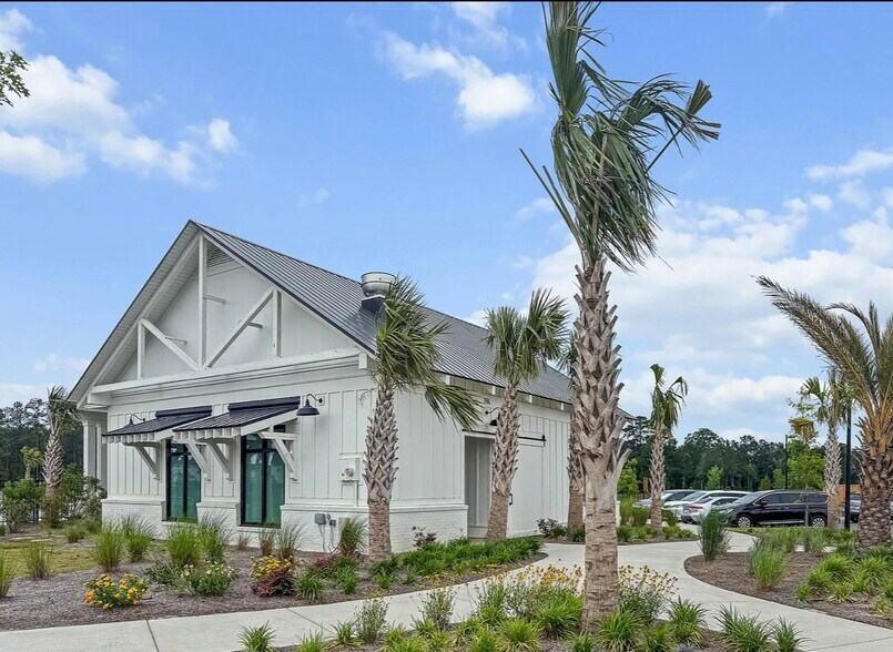 Building Photo - 256 Fiddleback Dr