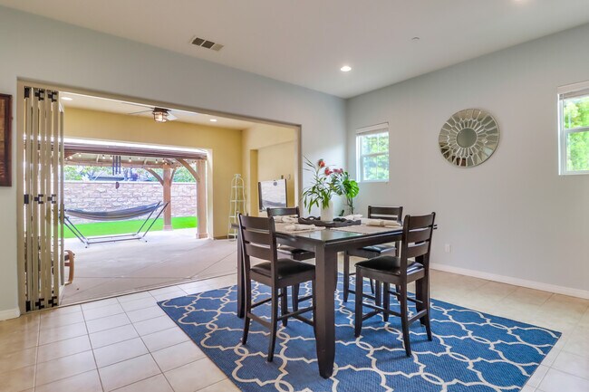 Building Photo - 3637 Alander Ct