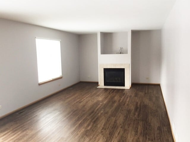 Building Photo - 233 E Cobbler Ct