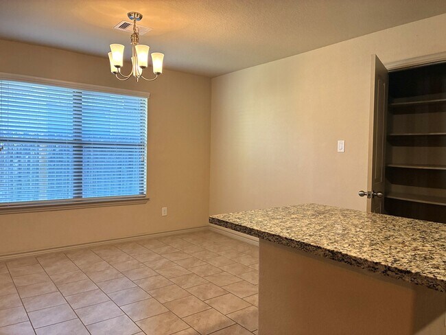 Building Photo - 19063 Painted Blvd